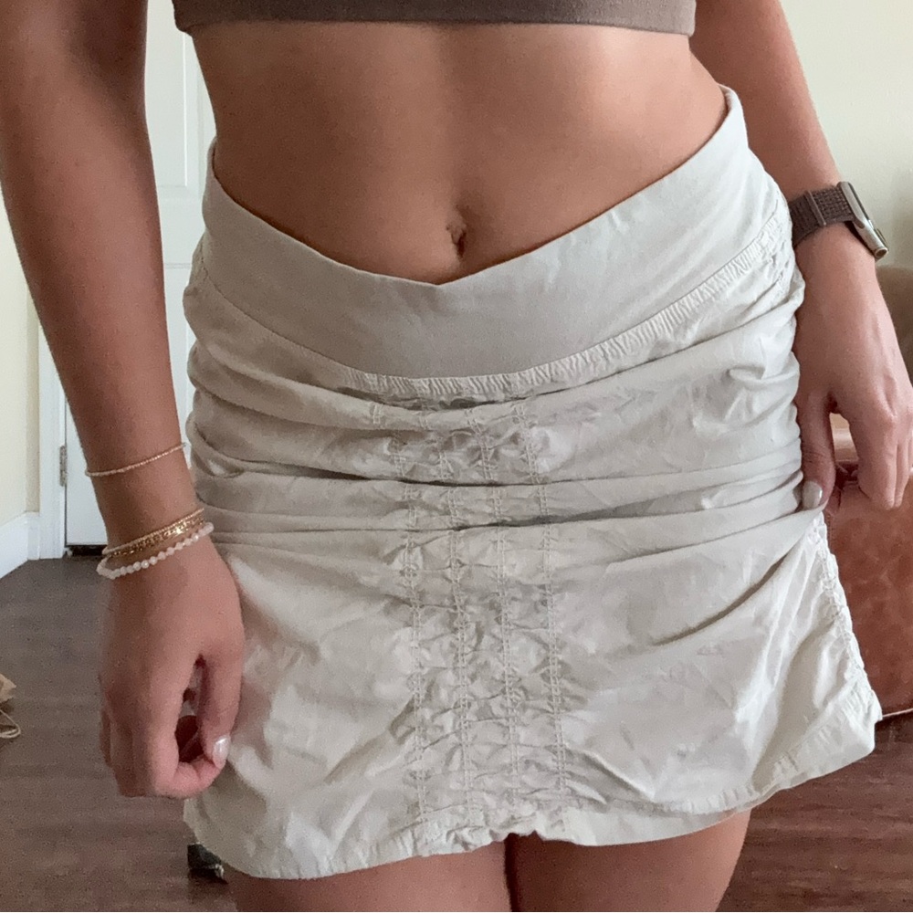 Wearables The Trace Cream Skirt